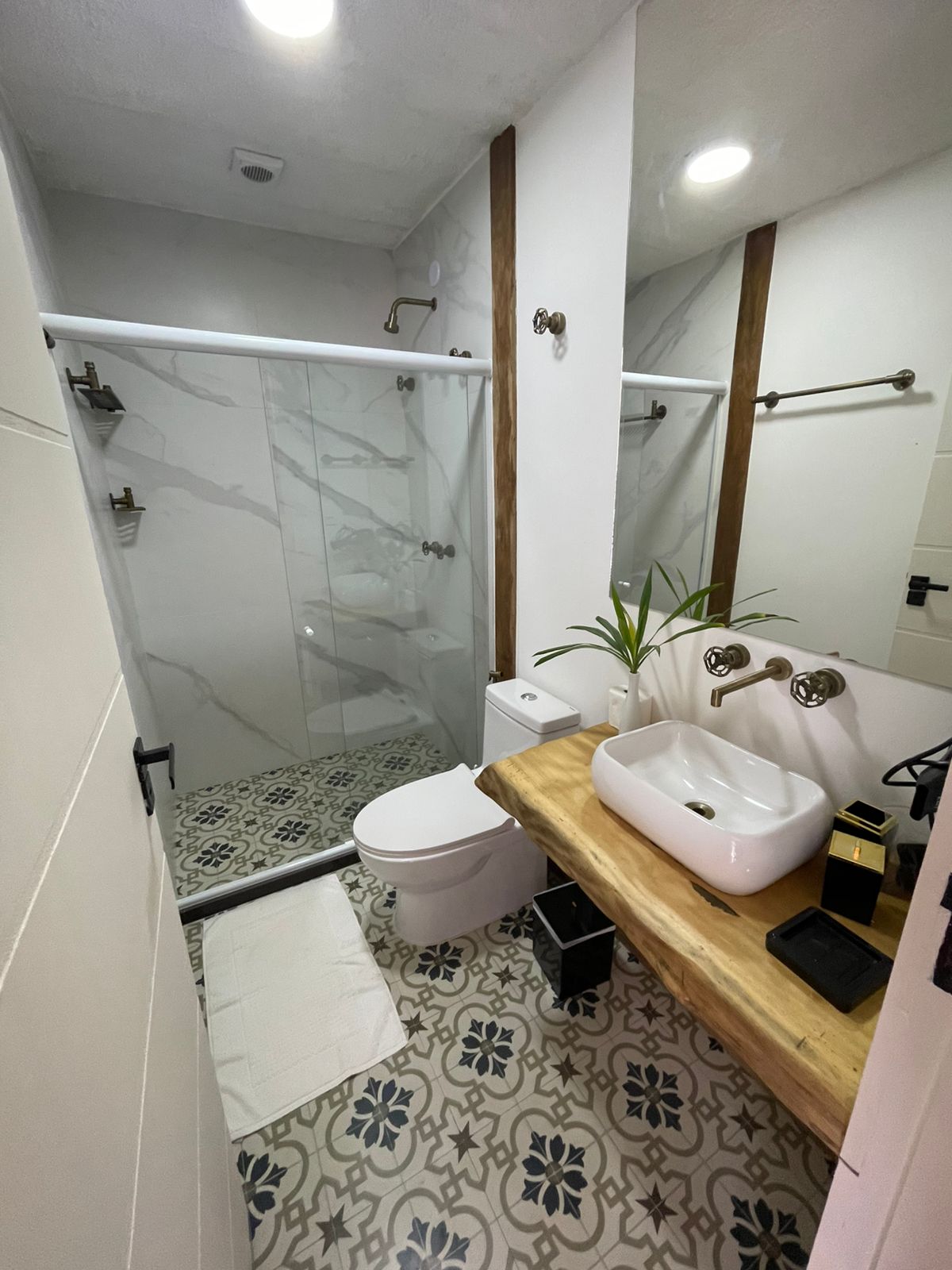 Suite-7-Banheiro.jpeg